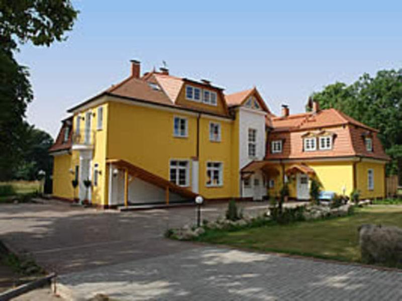Herrenhaus Poppelvitz Maltzien Esterno foto